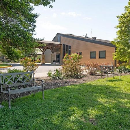 Barren River Lake State Resort Park Lucas Exterior foto
